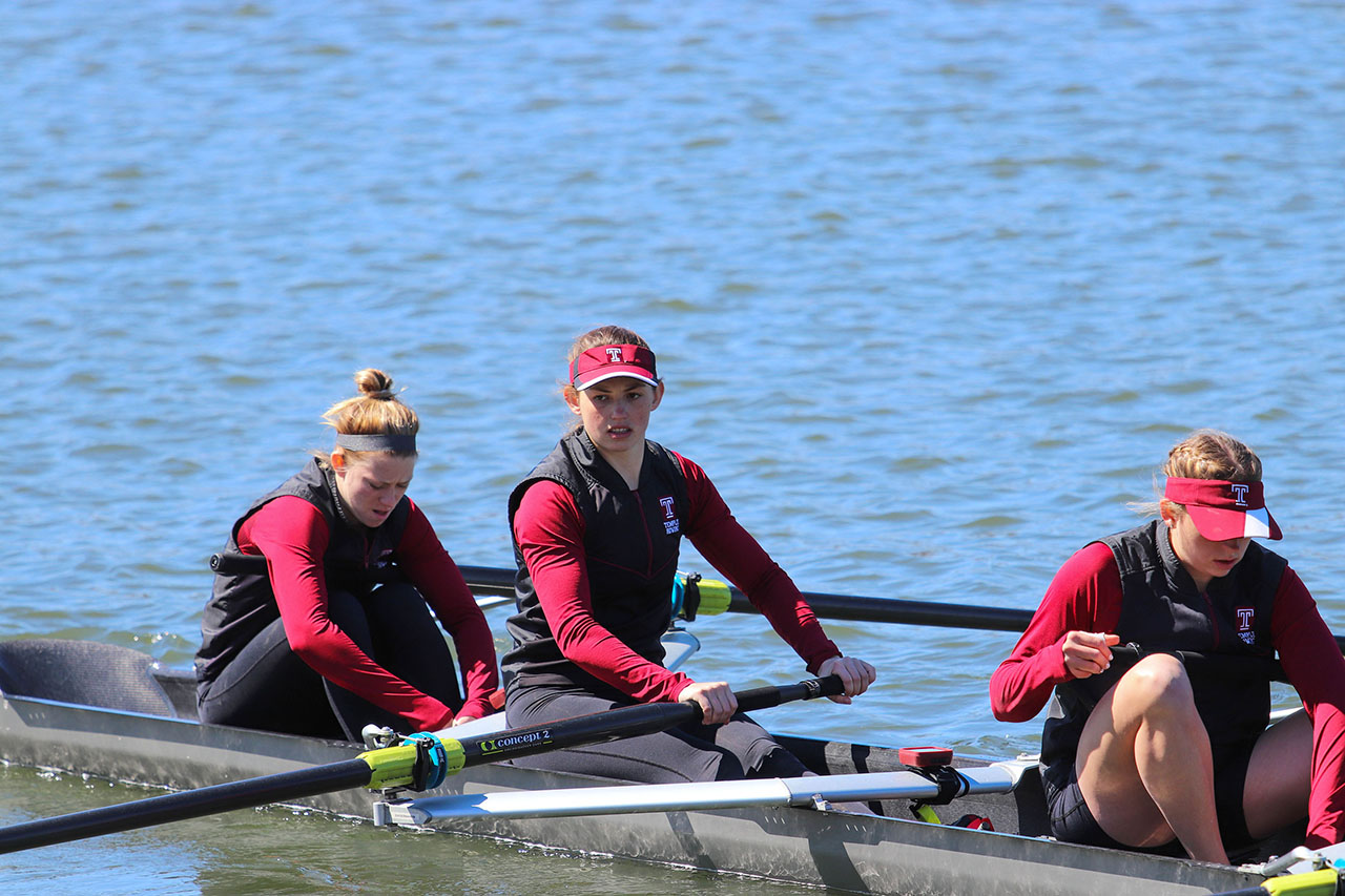 Former cross country runner makes rowing team’s top boat | The Temple News
