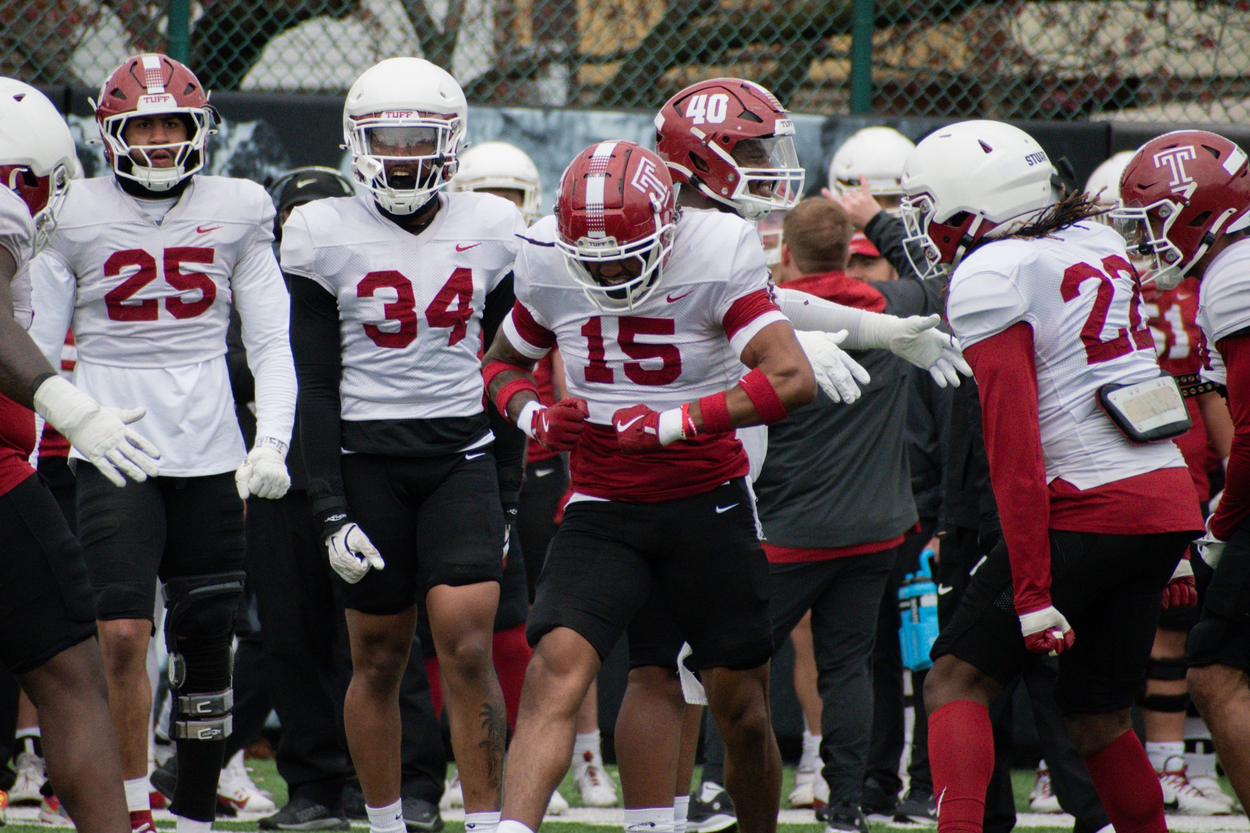 Defense shines at Owls’ Cherry and White spring game | The Temple News