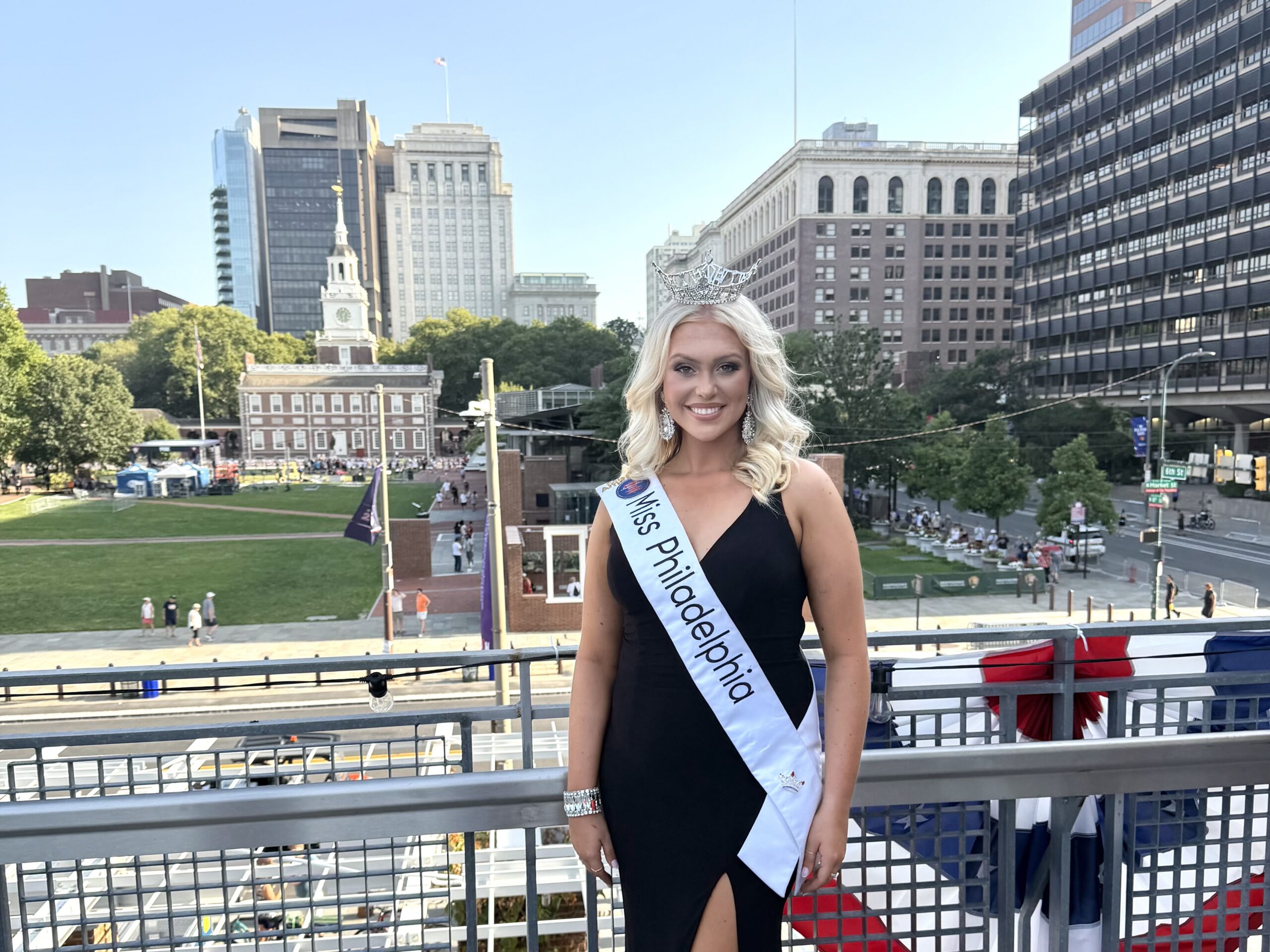 Miss Philadelphia wears two crowns