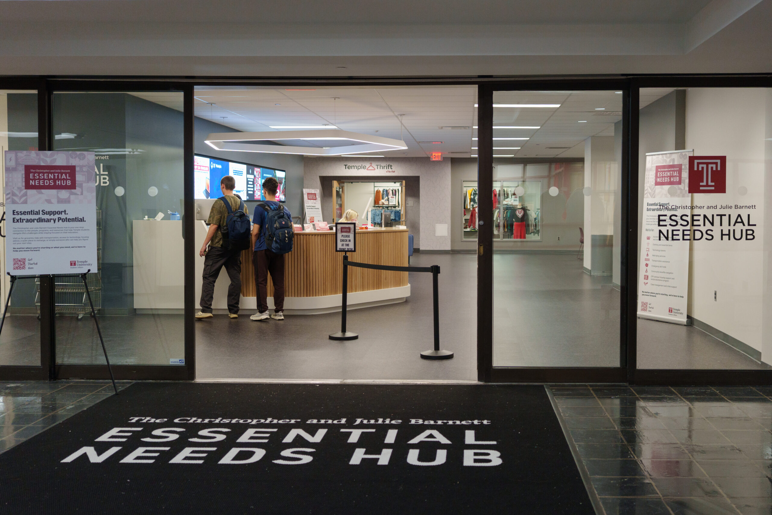 The Christopher and Julie Barnett Essential Needs Hub opens with expanded resources for students